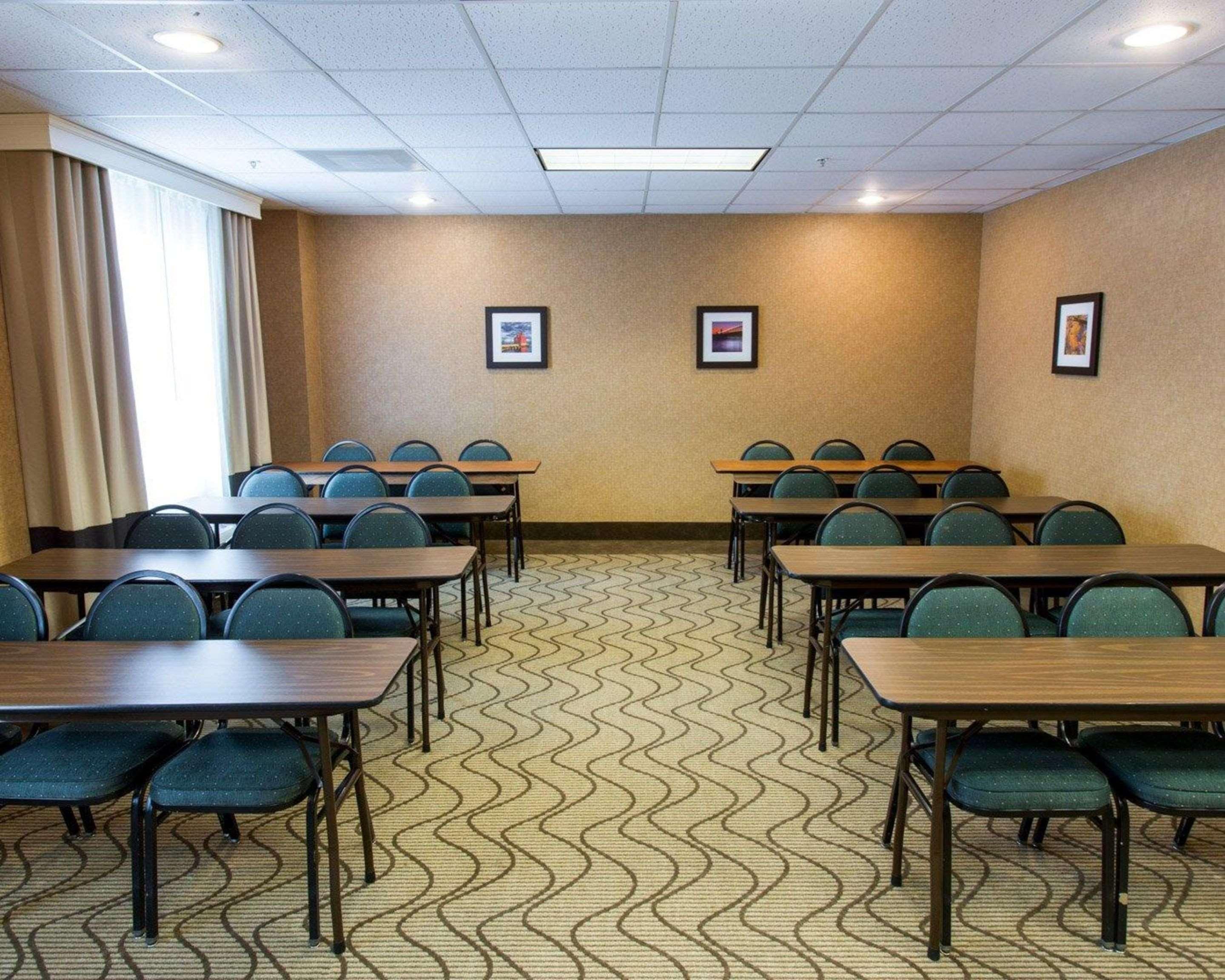 Comfort Suites Grand Rapids South Kentwood Exterior foto
